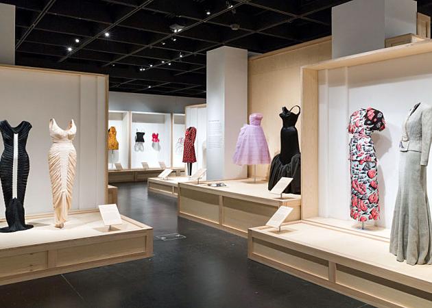 Μια εντυπωσιακή έκθεση μόδας στο Met