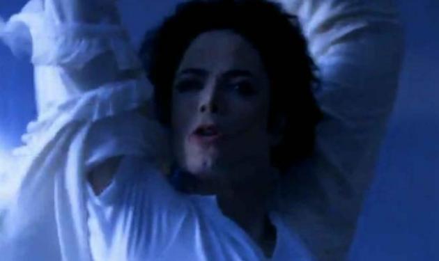 Δύο χρόνια χωρίς τoν Michael Jackson – Παράνοια θαυμαστών για να τον τιμήσουν
