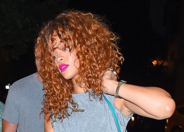 Η Rihanna έβγαλε νέο άρωμα! Και πρέπει οπωσδήποτε να δεις το μακιγιάζ που έκανε για την καμπάνια!
