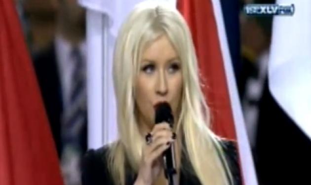 Christina Aguilera: Ξέχασε τον εθνικό ύμνο και …έγινε χαμός!