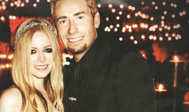 Παντρεύτηκε με μαύρο νυφικό η Avril Lavigne! Φωτογραφίες