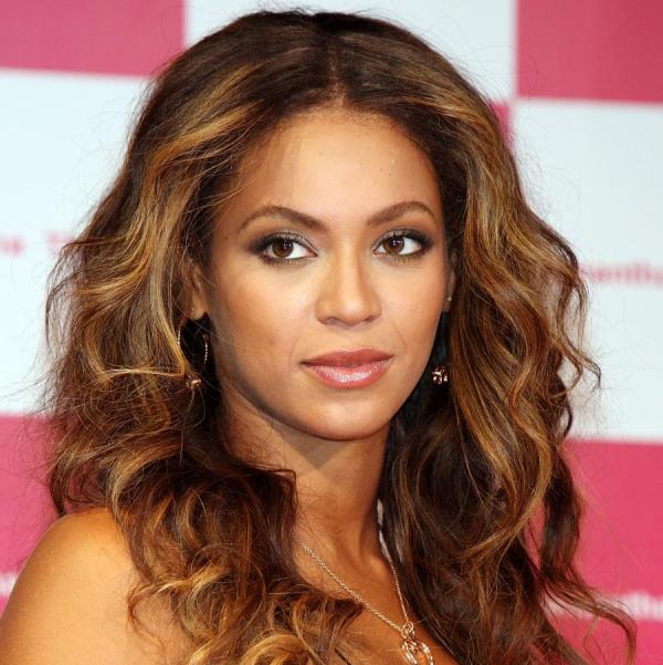 Πώς να αποκτήσεις τα sexy wavy της Beyonce