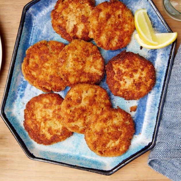 Salmon cakes