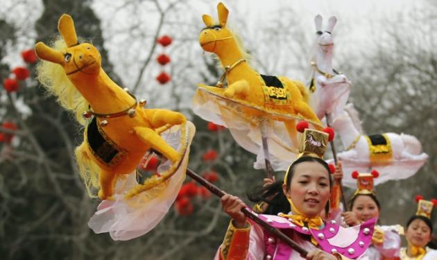 Εντυπωσιακές εικόνες από τον εορτασμό της Πρωτοχρονιάς στην Κίνα!