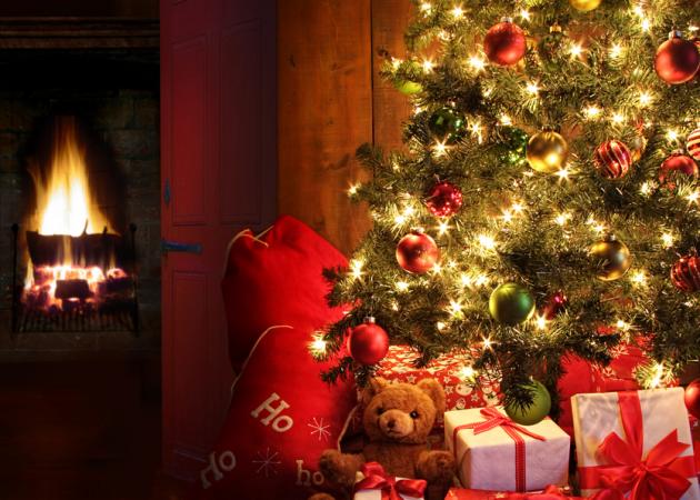 CHRISTMAS SPIRIT! 4 Χριστουγεννιάτικες συνήθειες και τι σημαίνουν…