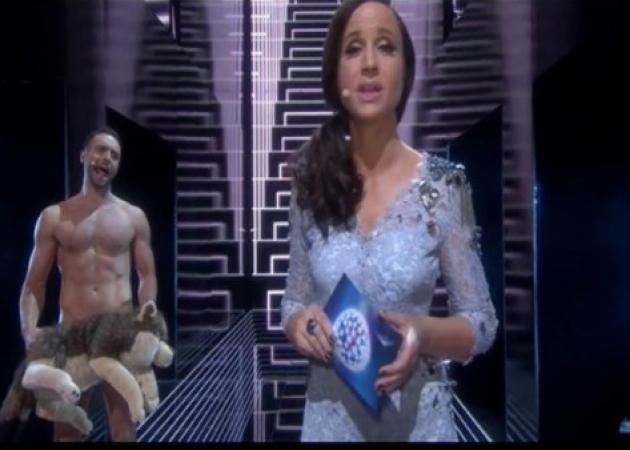 Eurovision 2016: Πανικός! Ολόγυμνος ο παρουσιαστής στον Β’ Ημιτελικό!