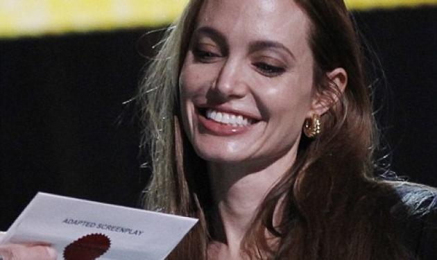 A. Jolie: Στις πρόβες για την παρουσίαση των Oscars! Δες φωτογραφίες