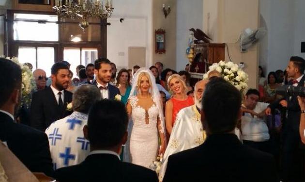 Παντρεύτηκε η πρωταγωνίστρια από το “Βαλς με δώδεκα θεούς”! Φωτογραφίες και video