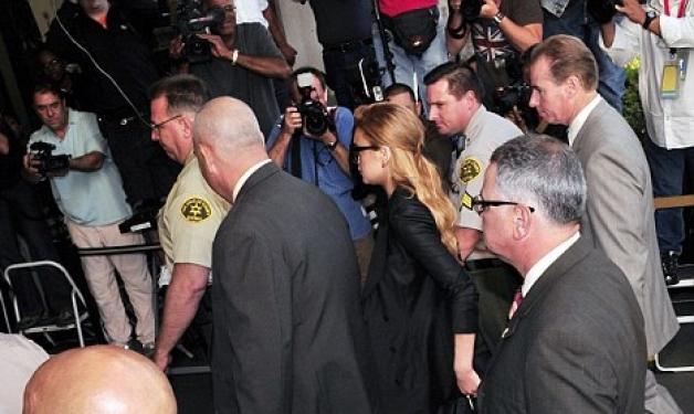Επιστρέφει στη φυλακή η Lindsay Lohan!