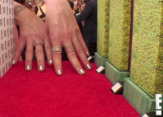 Τα καλύτερα νύχια στα SAG Awards που έδειξε η… κάμερα νυχιών και ποιες αρνήθηκαν τα κοντινά πλάνα!