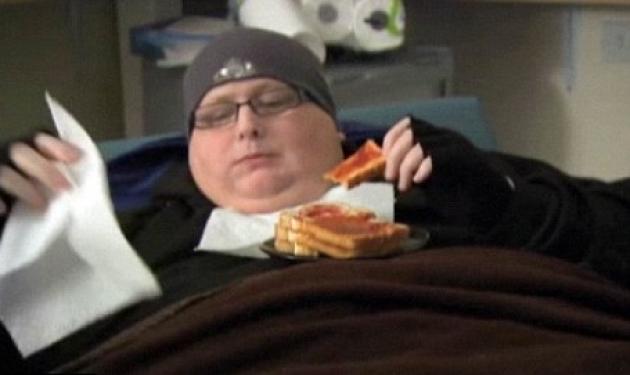 Ένας από τους πιο υπέρβαρους ανθρώπους του κόσμου κατηγορεί το σύστημα υγείας για την κατάσταση!