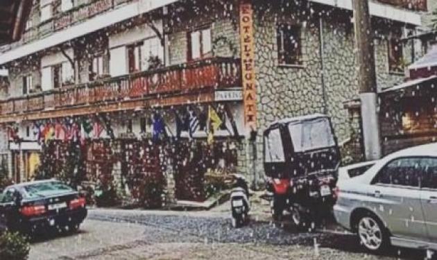 Πέφτει το πρώτο χιόνι στο Μέτσοβο! Φωτογραφίες