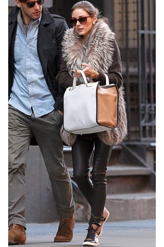 H Olivia Palermo με Anya Hindmarch