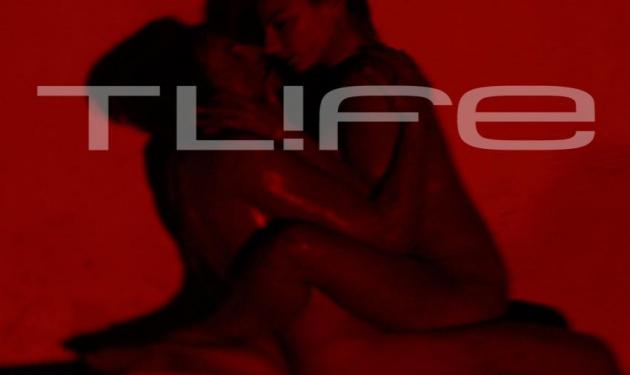 Στράτος Τζώρτζογλου στο TLIFE: ”Το γυμνό με δυσκόλεψε”