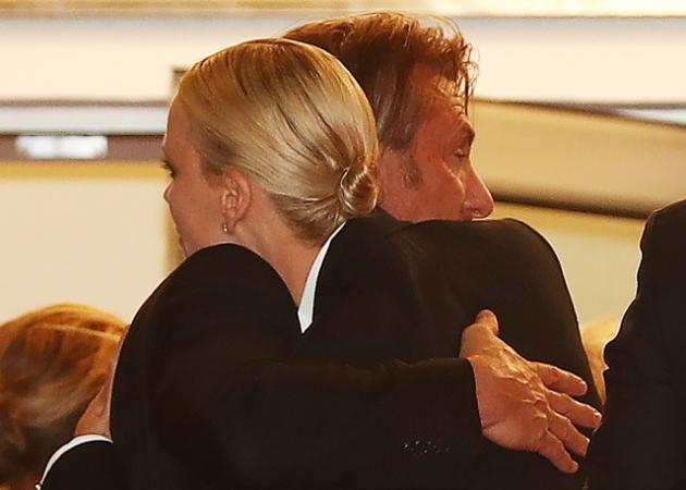 Charlize Theron – Sean Penn: Αγκαλιές και φιλιά στο κόκκινο χαλί, ένα χρόνο μετά το χωρισμό!