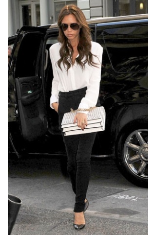 H Victoria Beckham με Manolo Blahnik