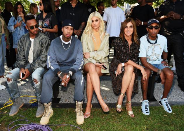 Οι κριτικοί μόδας έθαψαν το show του Kanye West!