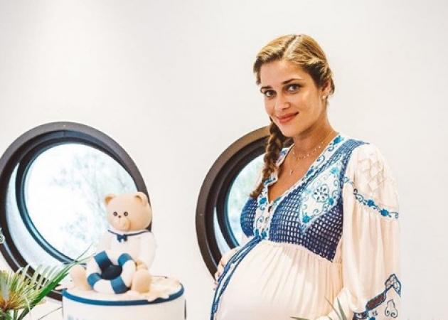 Ana Beatriz Barros: Το baby shower της εγκυμονούσας καλλονής! [pics]