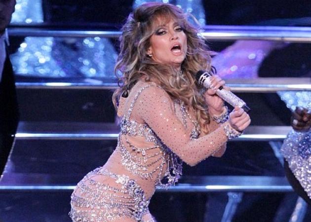 Η JLO χόρεψε με διάφανη φόρμα στο Las Vegas κι έγινε… χαμός! Βίντεο