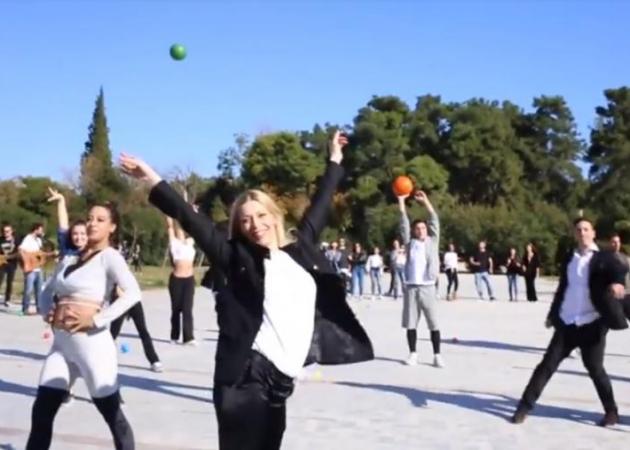 Το πιο εντυπωσιακό flash mob έγινε στο Πεδίον του Άρεως και γέμισε χρώμα την Αθήνα! [vid]