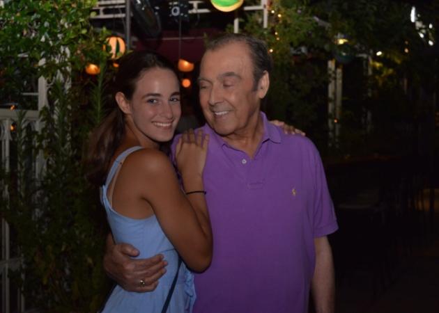 Τόλης Βοσκόπουλος: Γιόρτασε με την Άντζελα Γκερέκου και την κόρη τους! Φωτογραφίες