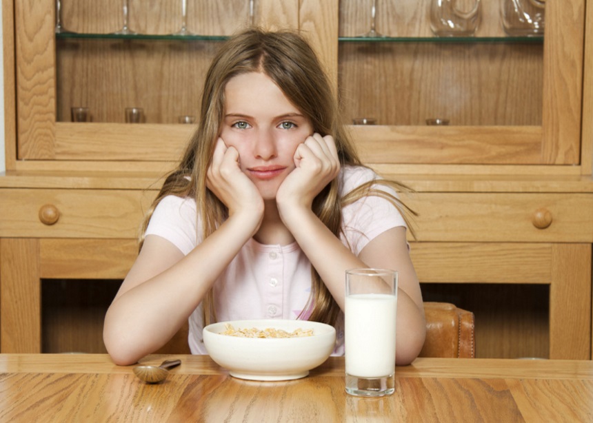 Εφηβεία και διατροφικές διαταραχές: Η ειδικός εξηγεί τους κινδύνους