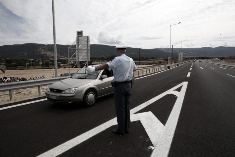 Πρόστιμα 100 ως 600 ευρώ και χωρίς έκπτωση – Φωτιά ο νέος ΚΟΚ