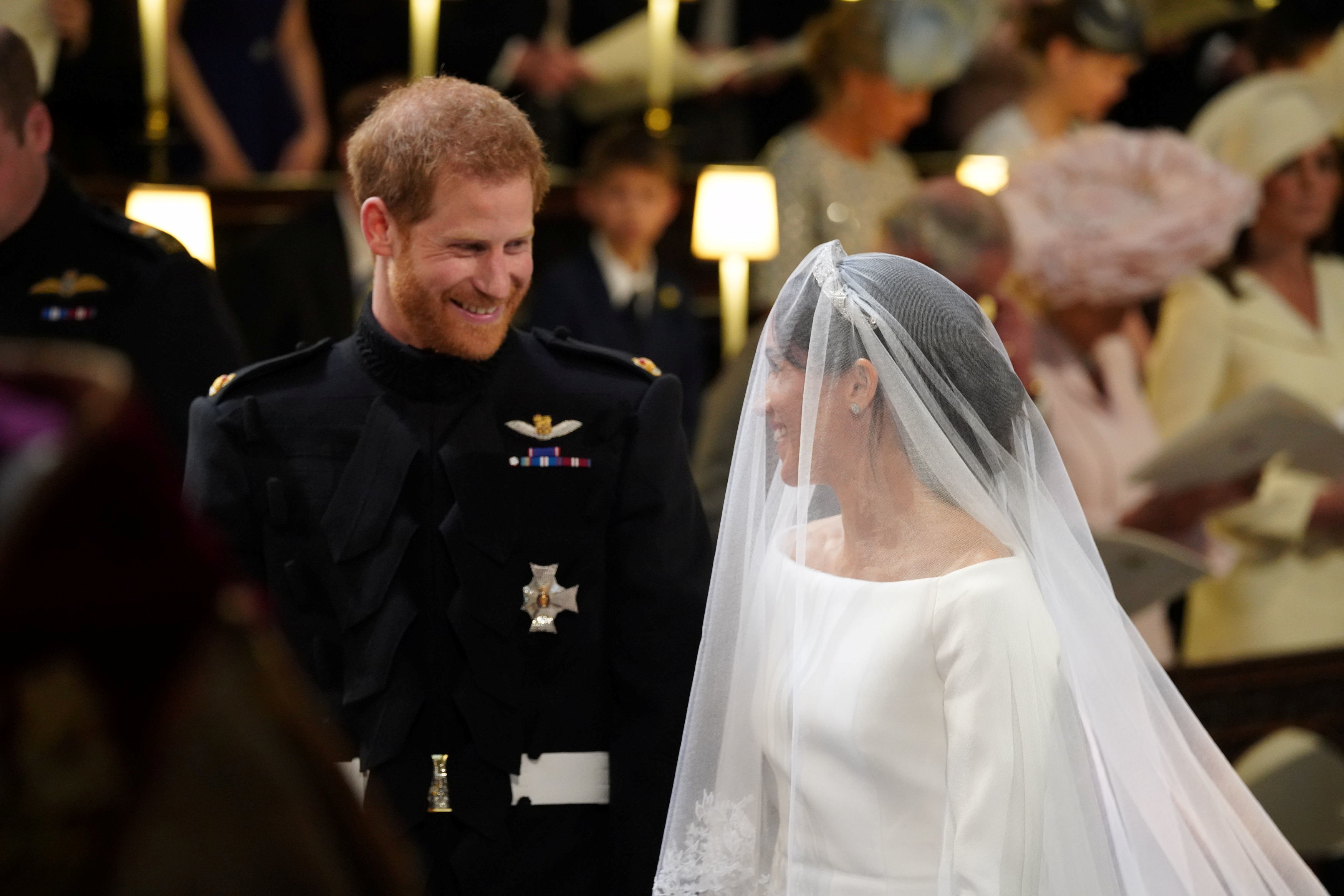 Η Meghan Markle και ο πρίγκιπας Harry έγιναν πηγή έμπνευσης για πάρτι επετείου γάμου!