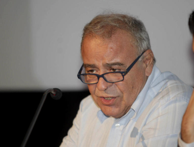 Πέθανε ο Σταύρος Τσακυράκης – Ο καθηγητής που αγωνίστηκε για τα ανθρώπινα δικαιώματα και έμεινε στην αίθουσα διδασκαλίας μέχρι το τέλος