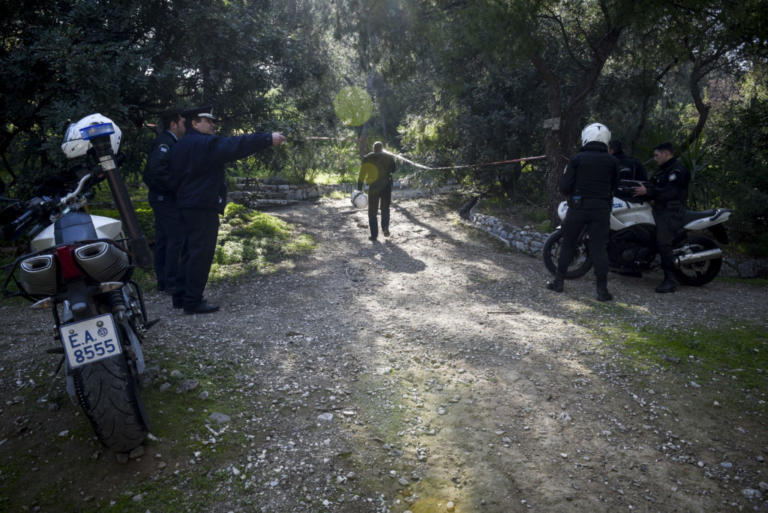 Φιλοπάππου: «Φύλλο και φτερό» κάνει η αστυνομία στέκια αλλοδαπών στην Αθήνα