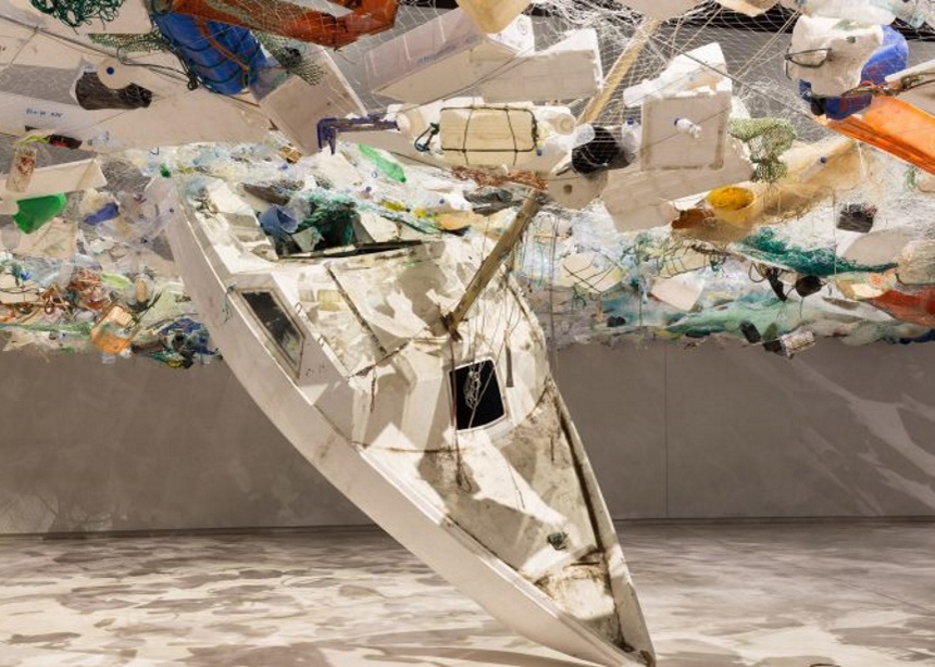 Over Flow: Μία έκθεση σύγχρονης τέχνης φτιαγμένη από πλαστικά απορρίμματα