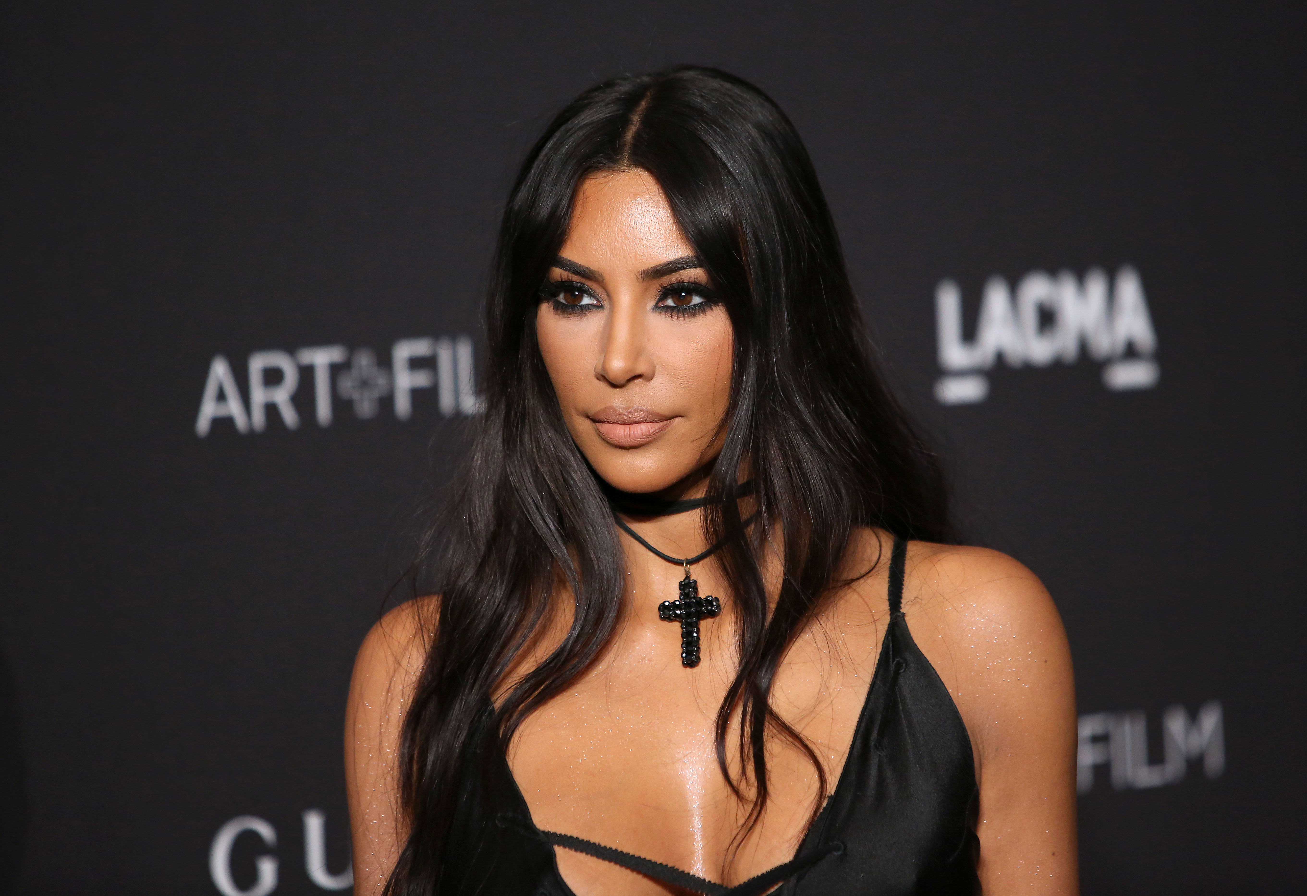 Η Kim Kardashian αλλάζει (ξανά) τα μαλλιά της! Τι λες να έκανε αυτή τη φορά;