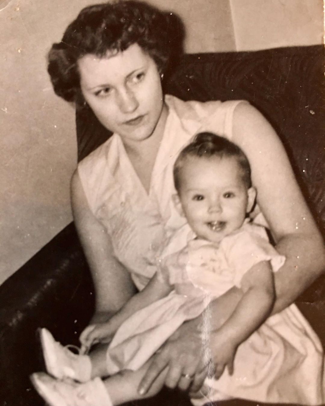 Το μωρό της φωτογραφίας είναι διάσημη σταρ του Χόλλυγουντ, μαζί με την μητέρα της!