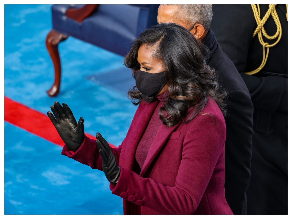 Η hair stylist της Michelle Obama ανέβασε ένα βίντεο που δείχνει πώς έκανε αυτές τις υπέροχες μπούκλες της ορκωμοσίας