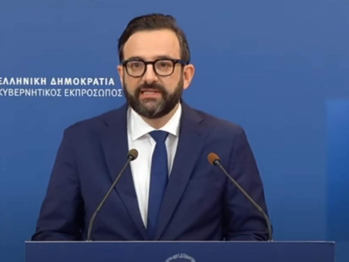 Ανασχηματισμός: Ανακοινώθηκε η νέα κυβέρνηση