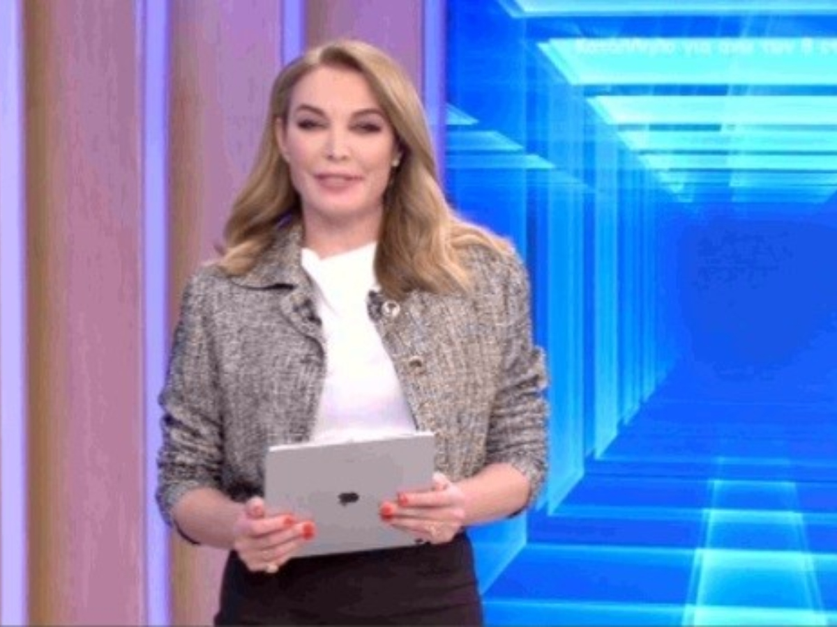 Tι φοράει η Τατιάνα στο Tlive σήμερα 25/1