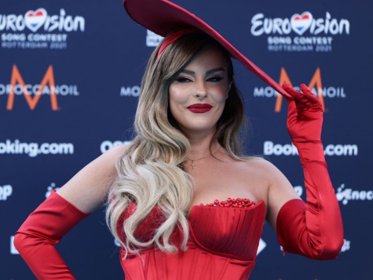 H εκπρόσωπος της Αλβανίας στη Eurovision αποκαλύπτει: “Έδειρα δυο Ελληνίδες”