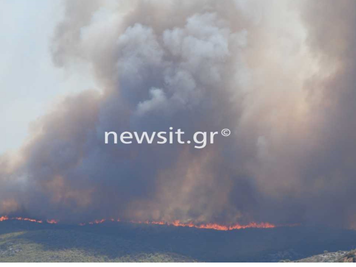 Φωτιά στην Κερατέα: Εκκενώνεται ο οικισμός Μαρκάτι – Μήνυμα από το 112