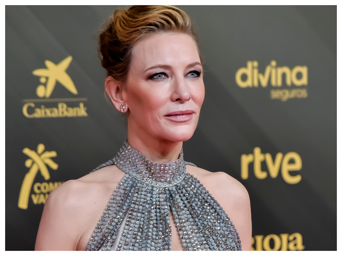 Kate Blanchett: Eκθαμβωτική εμφάνιση στο κόκκινο χαλί μετά από καιρό