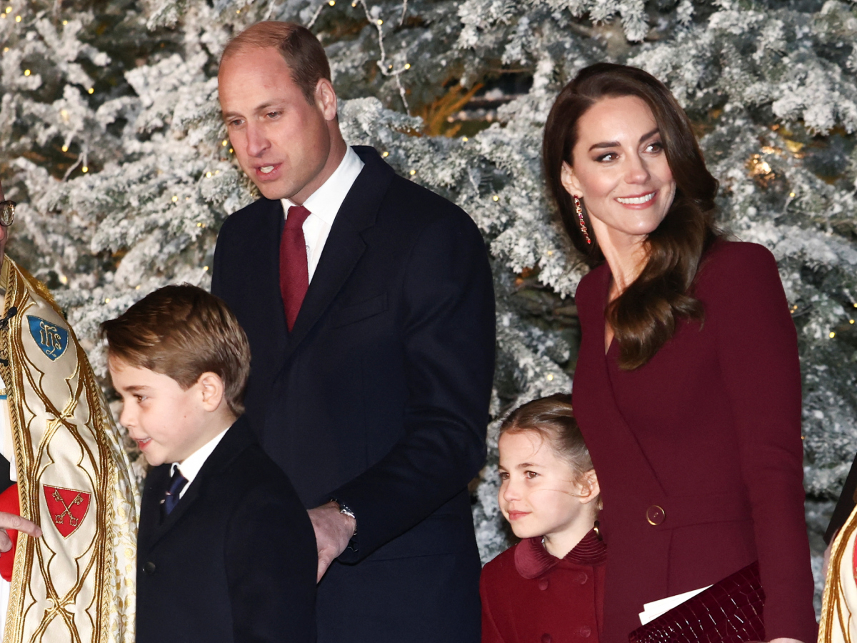 Kate Middleton: Μatchy matchy χριστουγεννιάτικη εμφάνιση με την μικρή Σάρλοτ