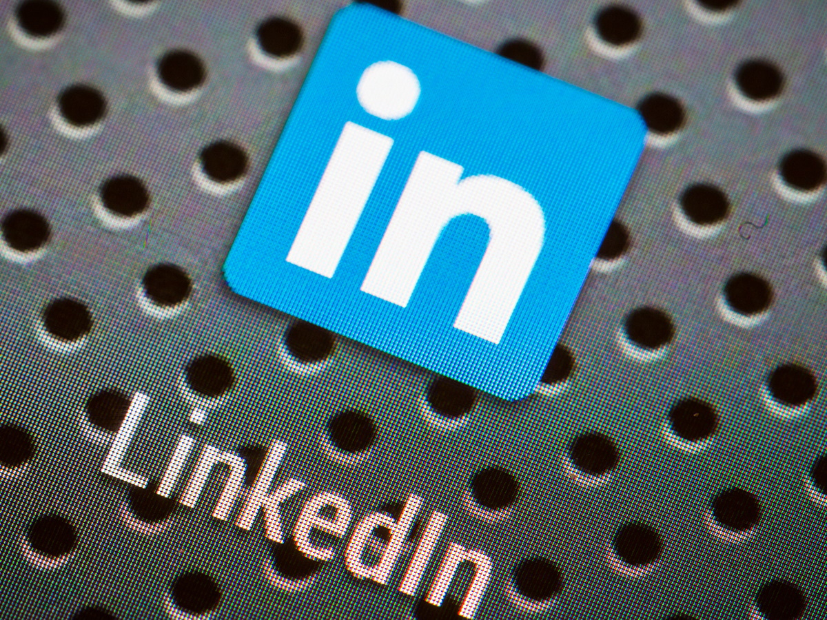 Το TLIFE απέκτησε προφίλ στο LinkedIn και αναζητά digital marketing συνεργάτη