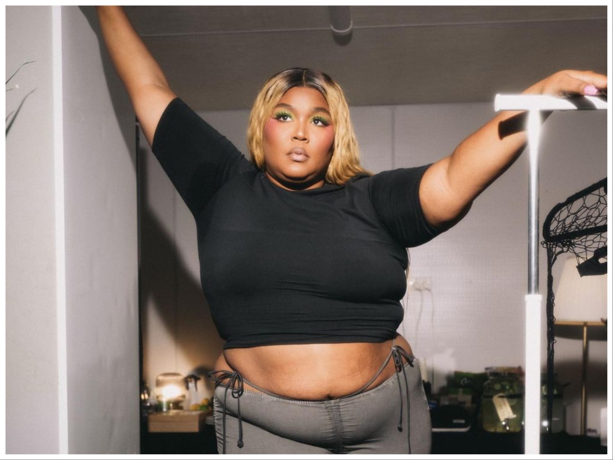 Lizzo: Χορεύτριες καταγγέλλουν πως πιέστηκαν να συμμετέχουν σε σεξουαλικά σόου