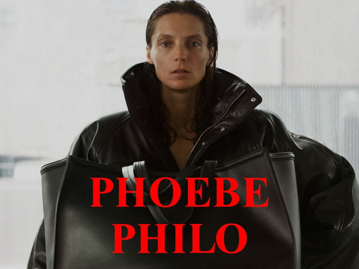 Phoebe Philo: Η πρώτη συλλογή γίνεται viral με τα δικά της social media να είναι…off!