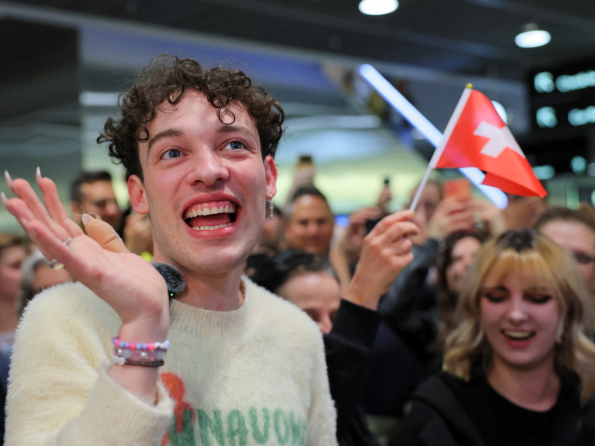 Eurovision 2024: Το Nemo επέστρεψε στην Ελβετία ως νικητής – Η θερμή υποδοχή στο αεροδρόμιο