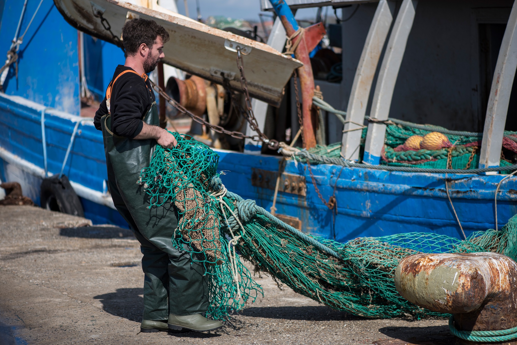 Ντοκιμαντέρ για τον σημαντικό ρόλο των αλιέων στην προστασία των θαλασσών στο πλαίσιο της πρωτοβουλίας COSMOTE BLUE