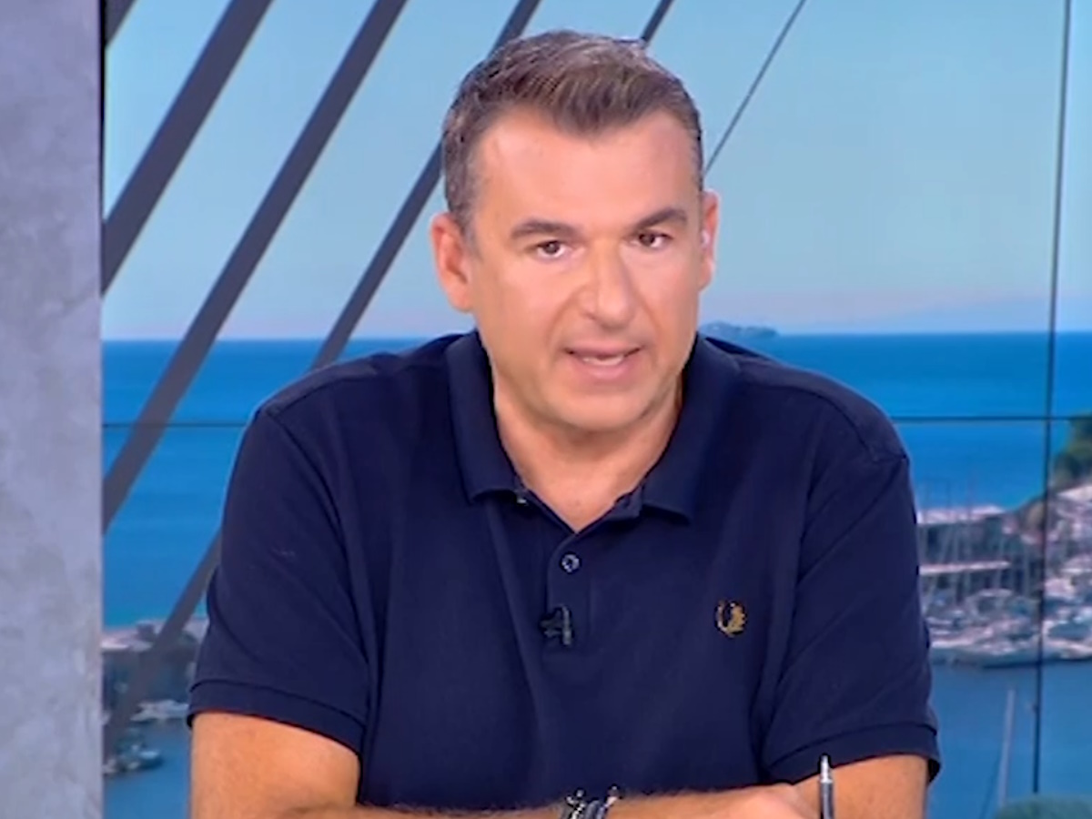 Γιώργος Λιάγκας: Ανακοίνωσε on air ότι ανανέωσε το συμβόλαιό του με τον ΑΝΤ1 – Ο λόγος που άργησε να υπογράψει