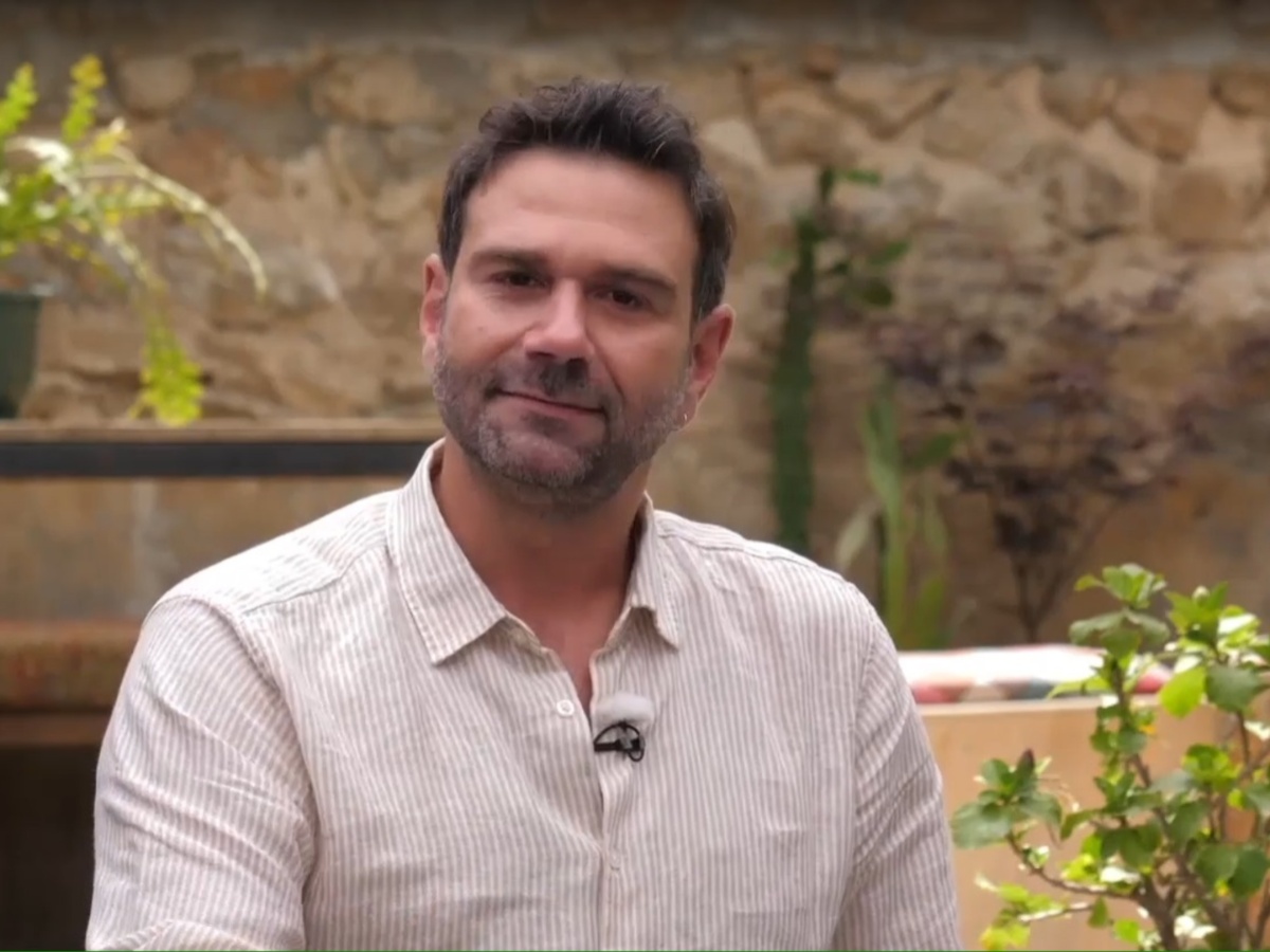 Τάσος Ιορδανίδης: Τα δάκρυα του ηθοποιού στο φινάλε της εκπομπής «Μπαμπά-δες» με την αναφορά στα παιδιά του