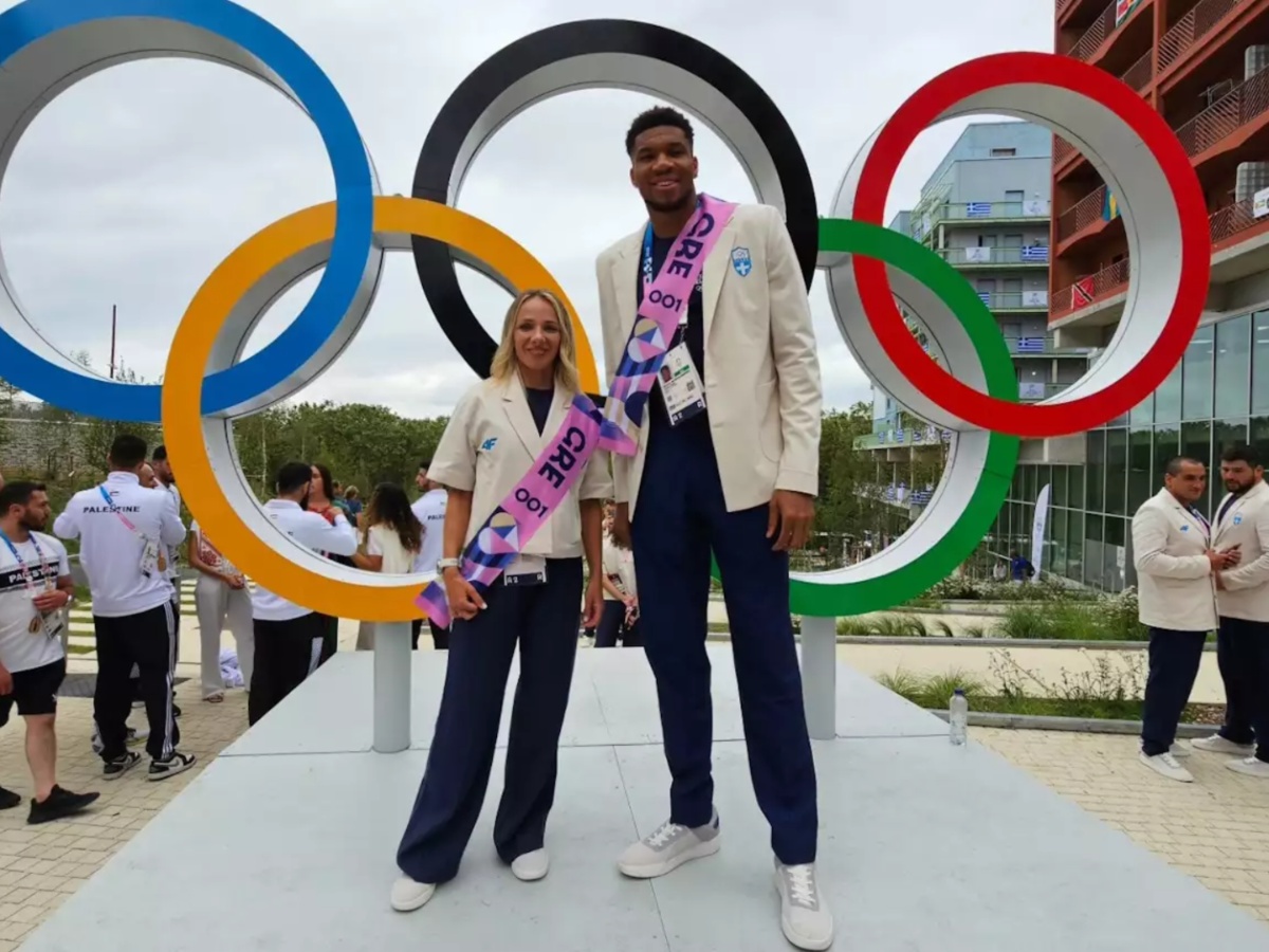 Ολυμπιακοί Αγώνες 2024: Γιάννης Αντετοκούνμπο και Αντιγόνη Ντρισμπιώτη ποζάρουν μαζί πριν την τελετή έναρξης
