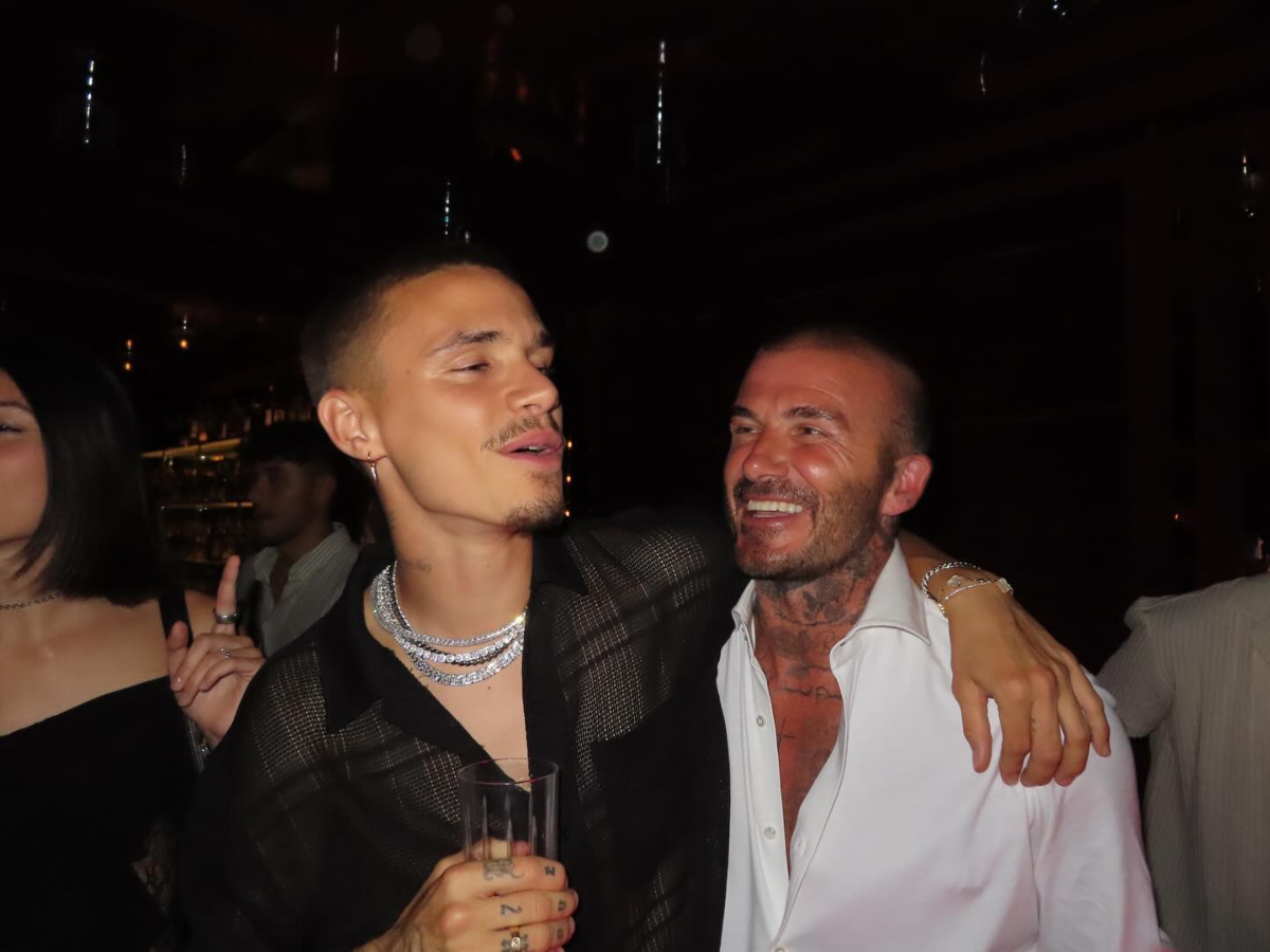 Romeo Beckham: Δανείστηκε το jacket του μπαμπά του, David Beckham