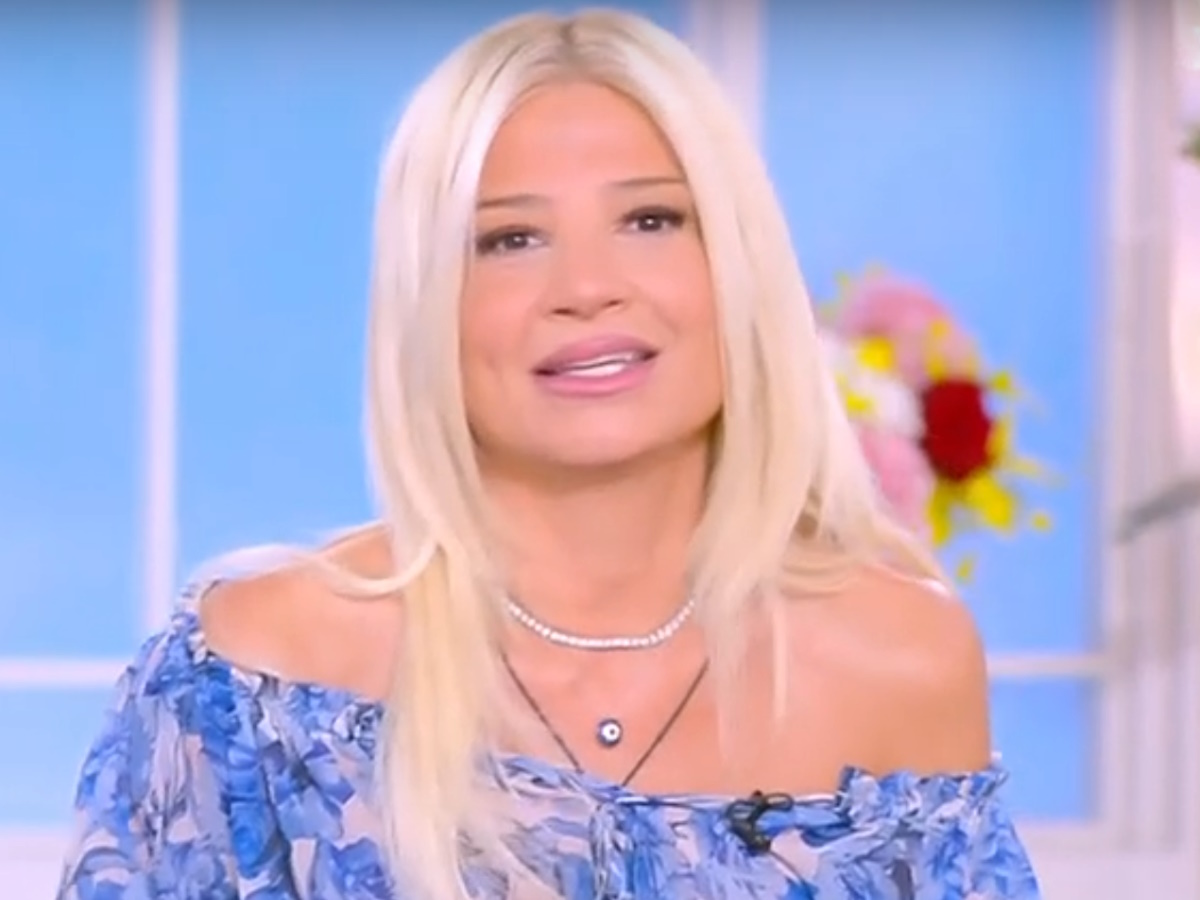 Φαίη Σκορδά: «Αν είχα την επιλογή μετά από 22 χρόνια καριέρας, θα προτιμούσα να παρέμενα στο Tv Μακεδονία με την ίδια εκπομπή»